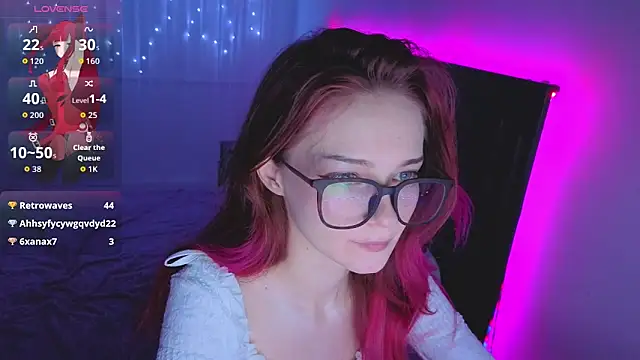 Snapshot of Angel_Bruh chatting on December 16, 2025, 9:08 pm Angel Bruh online show from December 16, 2025, 9:08 pm