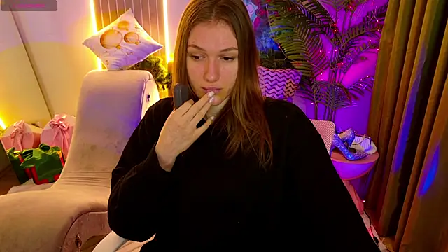 CarolainGilbert online show from January 6, 2026, 5:22 am