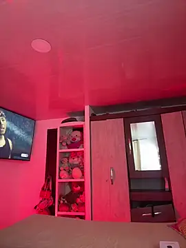 Aurora Dolce online show from December 18, 2025, 1:22 am