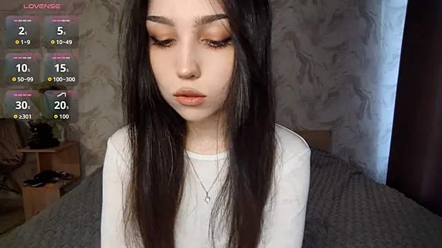 Qwami Amie online show from March 31, 2026, 1:24 pm