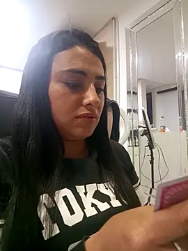 Snapshot of sara_nina chatting on January 7, 2026, 10:26 pm sara nina online show from January 7, 2026, 10:26 pm