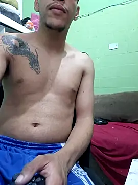 Annnyxvinni online show from April 25, 2026, 11:24 pm