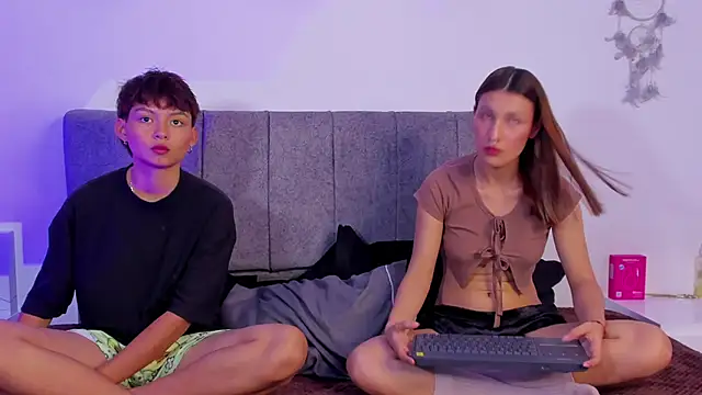 Snapshot of tefi_meow_ chatting on February 20, 2026, 9:50 pm tefi meow online show from February 20, 2026, 9:50 pm