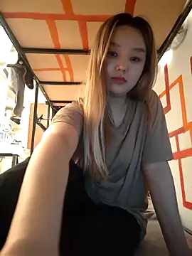 SherrylShaw online show from April 11, 2026, 12:42 pm