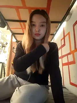 SherrylShaw online show from April 8, 2026, 3:46 pm