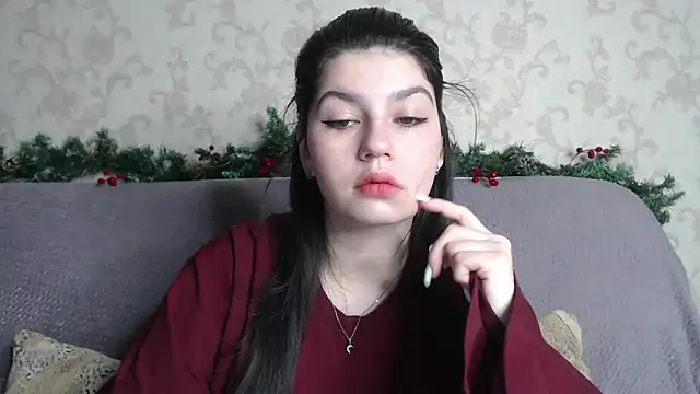 KisaModel online show from February 2, 2026, 11:59 pm