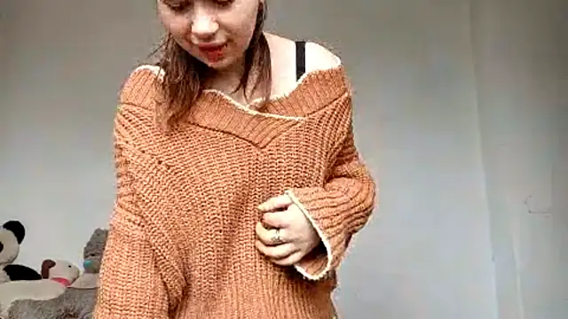 ClarisaCalvary online show from January 9, 2026, 7:59 am