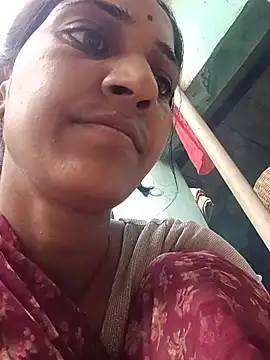 Snapshot of Chayna_singh chatting on July 18, 2026, 1:14 am Chayna singh online show from July 18, 2026, 1:14 am