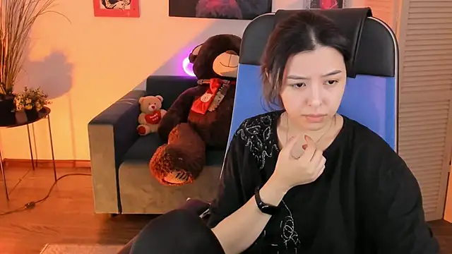 SirenMystiq online show from January 6, 2026, 7:29 pm