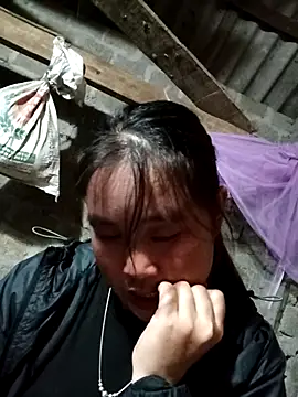 -myaa- online show from December 15, 2025, 11:27 am