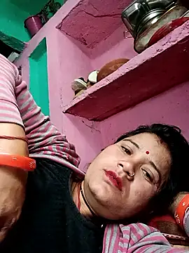 Snapshot of Kinjal_pande chatting on January 9, 2026, 1:45 am Kinjal pande online show from January 9, 2026, 1:45 am