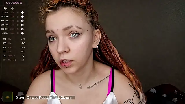 Snapshot of NoMoreCIothes chatting on January 14, 2026, 8:18 am NoMoreCIothes online show from January 14, 2026, 8:18 am