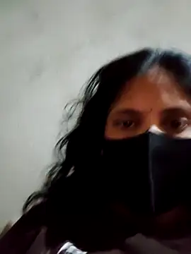 kanika05 online show from March 6, 2026, 8:42 am