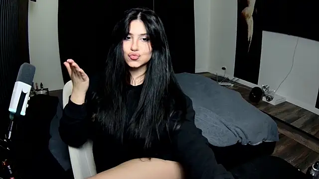 Snapshot of Nicole_Pars chatting on March 1, 2026, 4:40 pm Nicole Pars online show from March 1, 2026, 4:40 pm