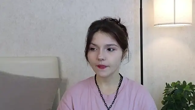 Snapshot of NyraVesperis chatting on May 11, 2026, 7:32 am NyraVesperis online show from May 11, 2026, 7:32 am