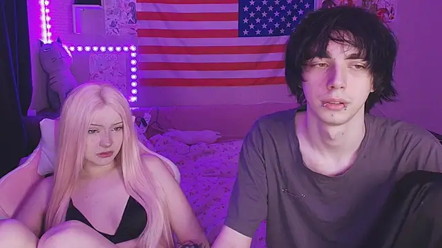 Snapshot of midnight_memories chatting on February 10, 2026, 12:53 am midnight memories online show from February 10, 2026, 12:53 am