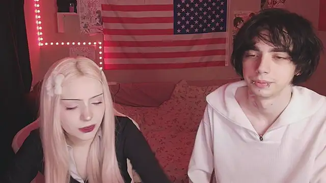 Snapshot of midnight_memories chatting on February 14, 2026, 1:06 am midnight memories online show from February 14, 2026, 1:06 am