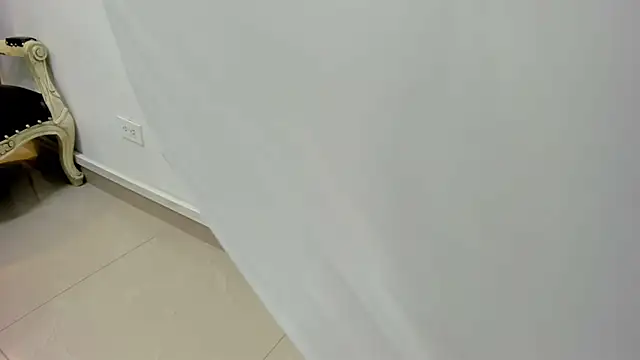 Snapshot of khris__evans chatting on March 26, 2026, 12:03 pm khris evans online show from March 26, 2026, 12:03 pm