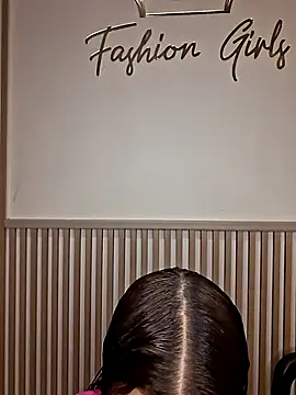 AriadnaLoren online show from April 2, 2026, 4:41 am