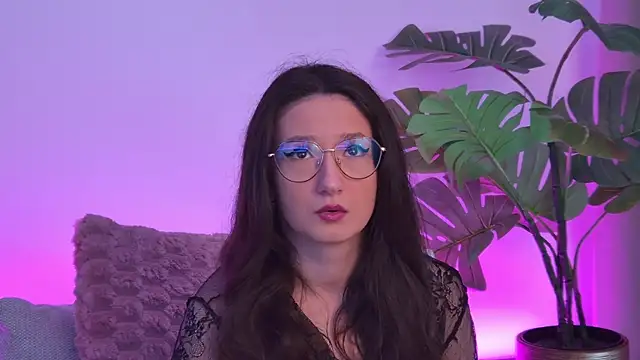 TheaMalekoo online show from April 14, 2026, 7:02 am