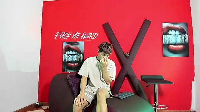 Snapshot of YOUNG_GUYS1 chatting on February 26, 2026, 1:27 am YOUNG GUYS1 online show from February 26, 2026, 1:27 am