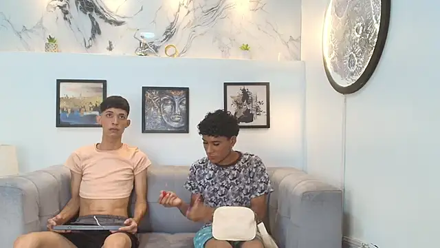 SWEET RABBIT1 online show from December 18, 2025, 8:01 pm