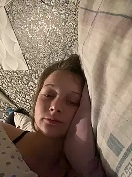 Snapshot of Barbika19 chatting on February 15, 2026, 12:22 am Barbika19 online show from February 15, 2026, 12:22 am