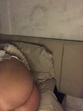 Welsh Maya221x online show from January 7, 2026, 9:42 pm