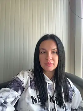 MeganBlueq online show from April 13, 2026, 10:52 am