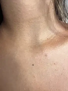 Valeria-escobar online show from February 6, 2026, 1:18 pm