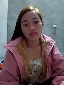 little-effy online show from December 18, 2025, 8:12 pm