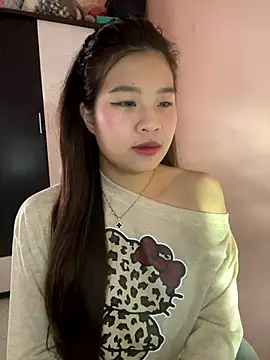 Bae1103  online show from December 19, 2025, 3:32 am