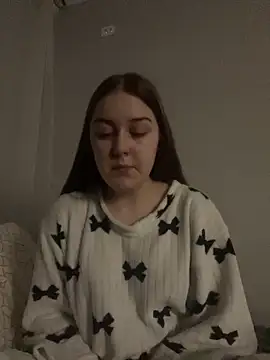 Yaseniya  online show from February 7, 2026, 2:52 am