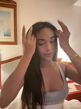 ValeriaDion online show from September 18, 2025, 6:16 am