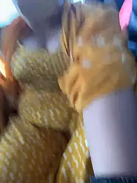 Snapshot of butterflyslay chatting on May 18, 2026, 10:20 am butterflyslay online show from May 18, 2026, 10:20 am