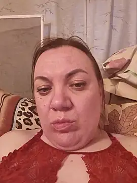 LimonLoveqw online show from May 26, 2026, 5:11 pm