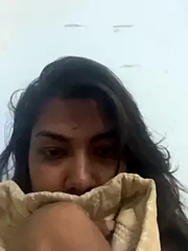 Stripgirl125 online show from December 18, 2025, 11:25 am