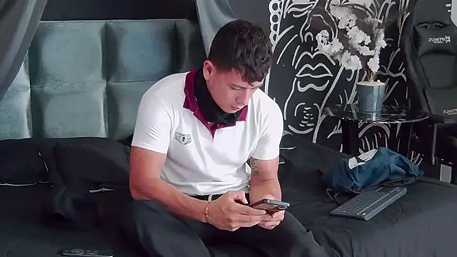 MagnusKnight  online show from January 15, 2026, 2:42 pm