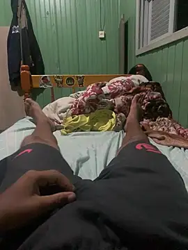 Rodriguesz77 online show from January 14, 2026, 1:20 am