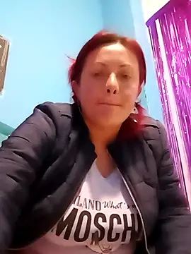 Snapshot of Annelis1 chatting on January 6, 2026, 4:27 am Annelis1 online show from January 6, 2026, 4:27 am