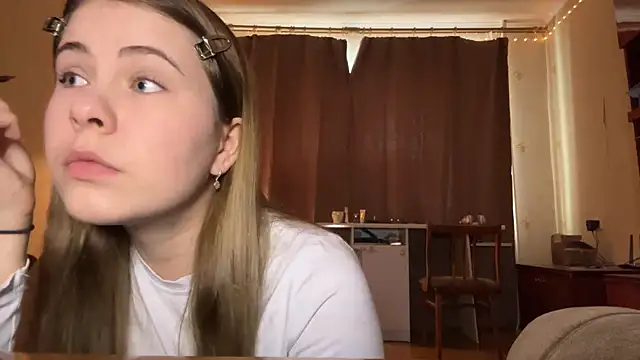 MaevAmy online show from January 14, 2026, 11:36 am