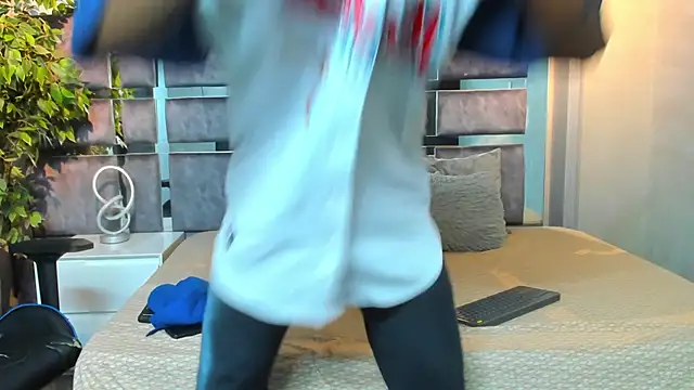 jay jhonson01 online show from February 3, 2026, 3:59 am