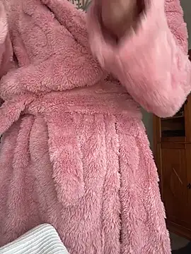 dein traumchen online show from April 8, 2026, 8:16 am