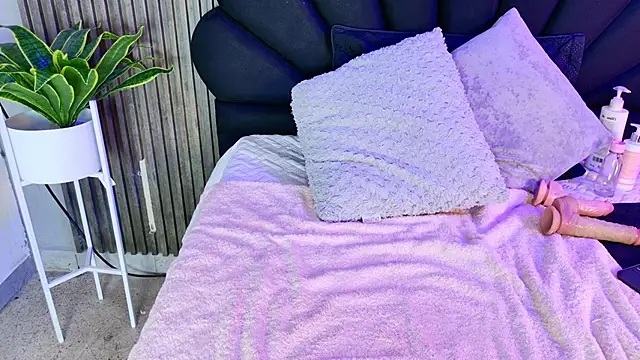 vicky lopez online show from January 11, 2026, 3:13 am