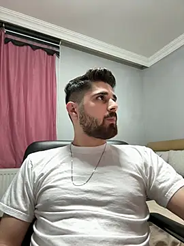 berke3424 online show from February 3, 2026, 12:54 am