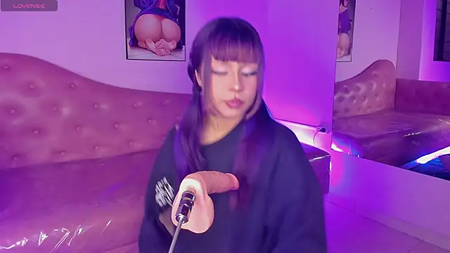 Lia Kitten2 online show from December 22, 2025, 1:39 am