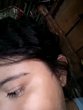 Rousse uwu online show from February 13, 2026, 9:26 pm