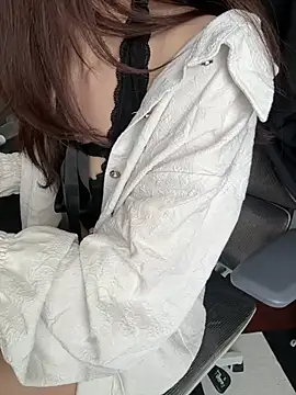 ddbb0000 online show from April 14, 2026, 7:57 am