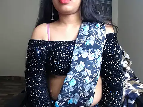 Snapshot of Slay_ishika chatting on January 7, 2026, 11:21 pm Slay ishika online show from January 7, 2026, 11:21 pm