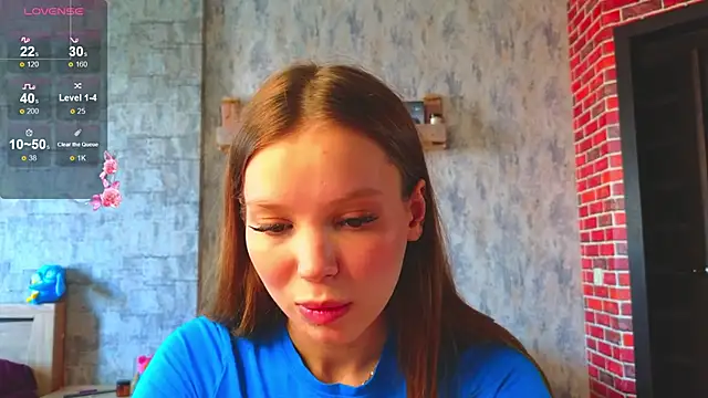 Snapshot of Cara_Sweet1 chatting on May 17, 2026, 2:06 pm Cara Sweet1 online show from May 17, 2026, 2:06 pm